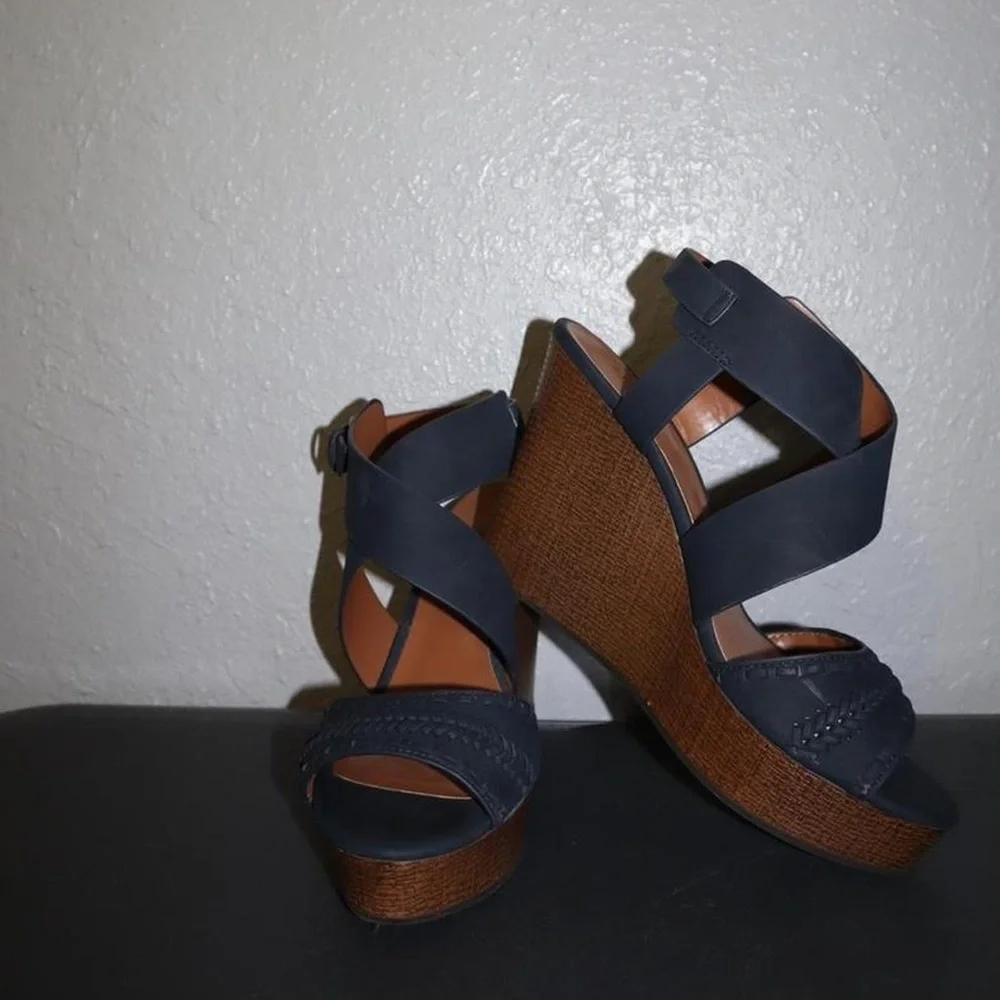 Blue Wedges! - Picture 4 of 4